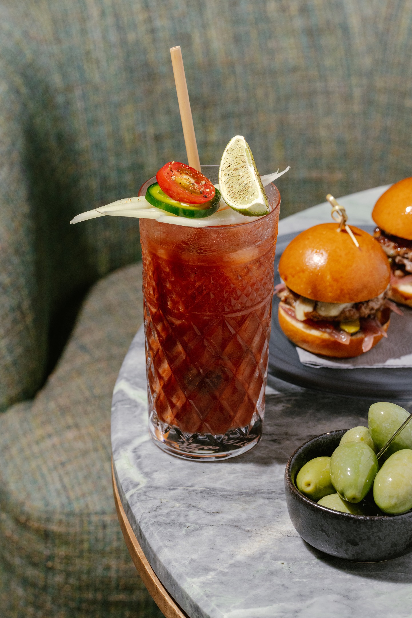 St Regis Hotel 廃盤 カクテルブック Explore The St. Regis Bloody Mary Book | Iconic Cocktail